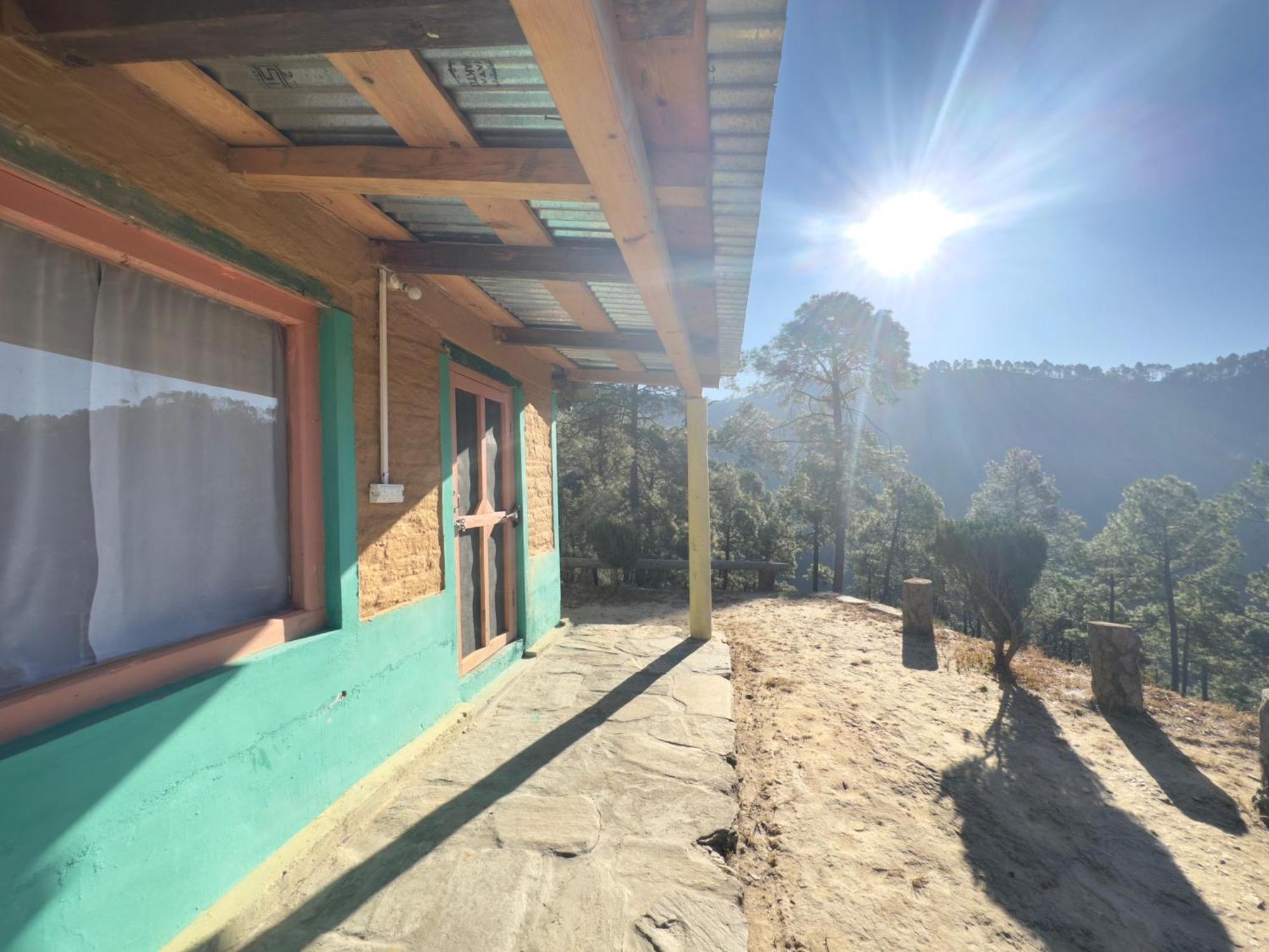 Joshi Cottage Binsar Ngoại thất bức ảnh
