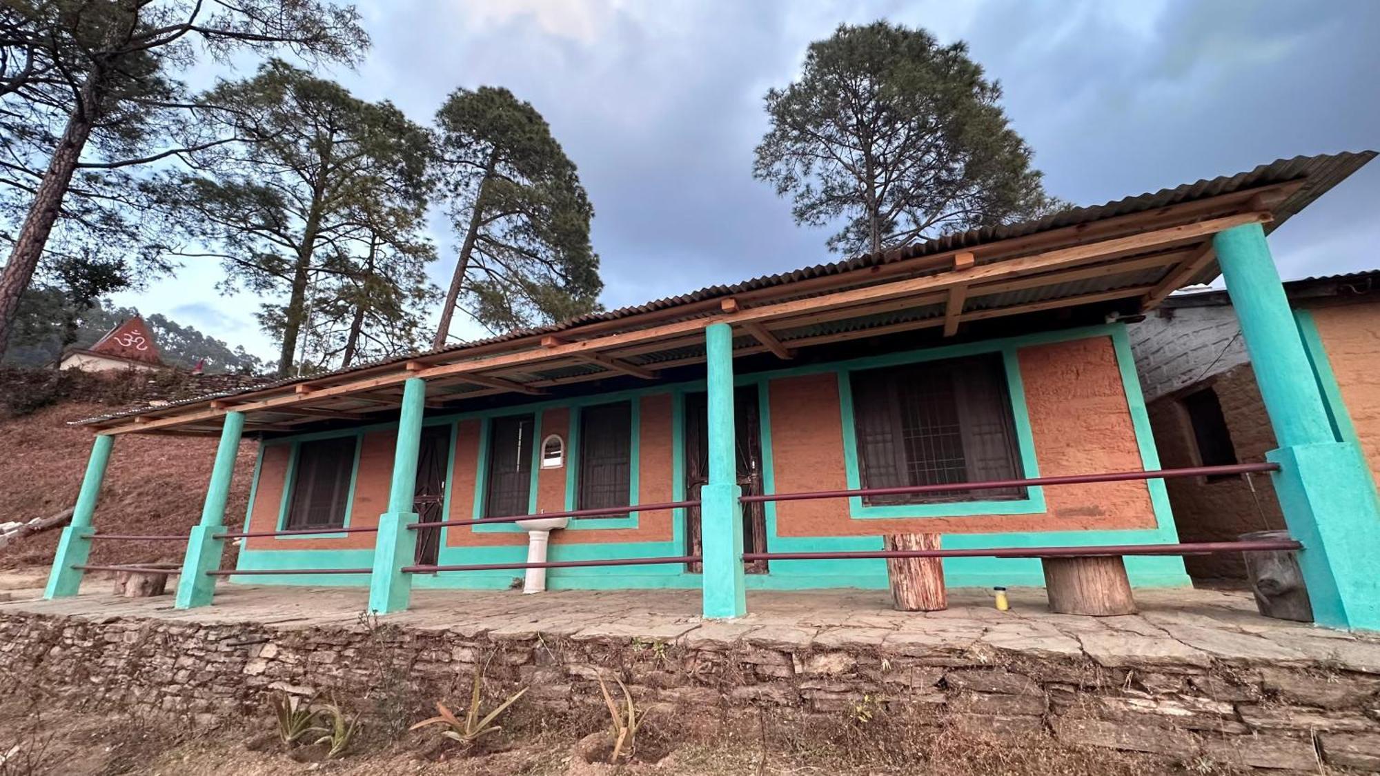 Joshi Cottage Binsar Ngoại thất bức ảnh